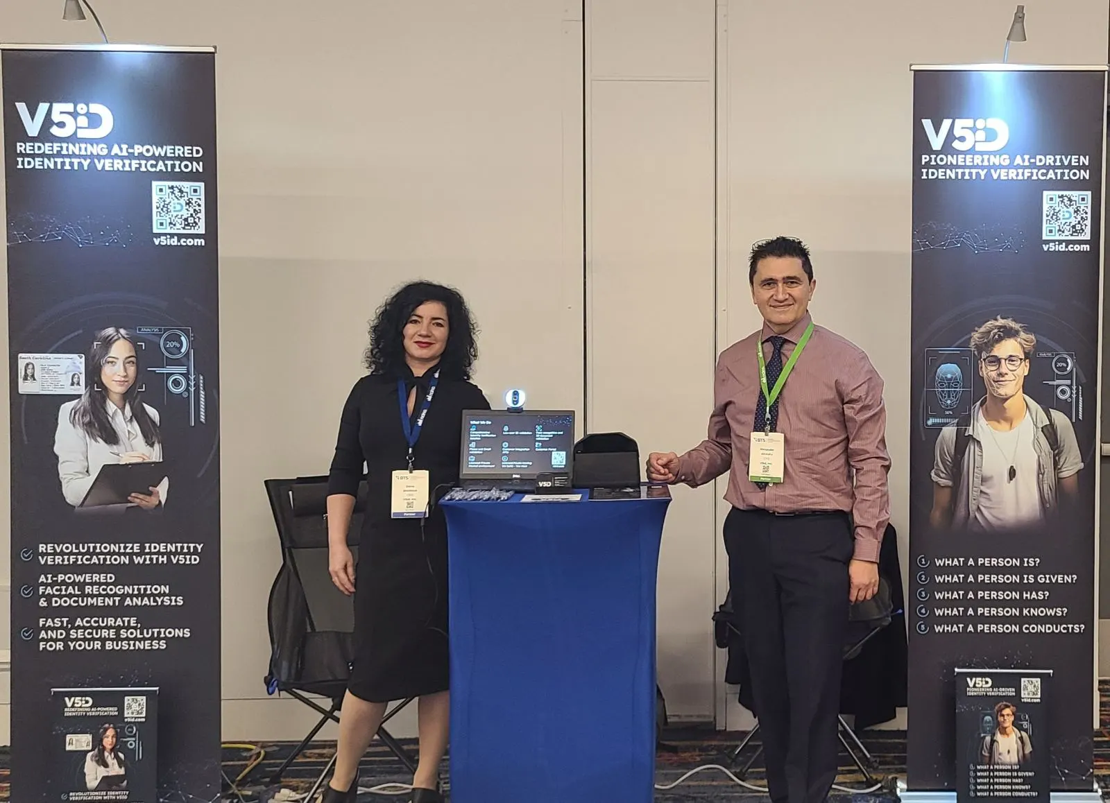 The V5iD booth fully prepared for the first day of the summit